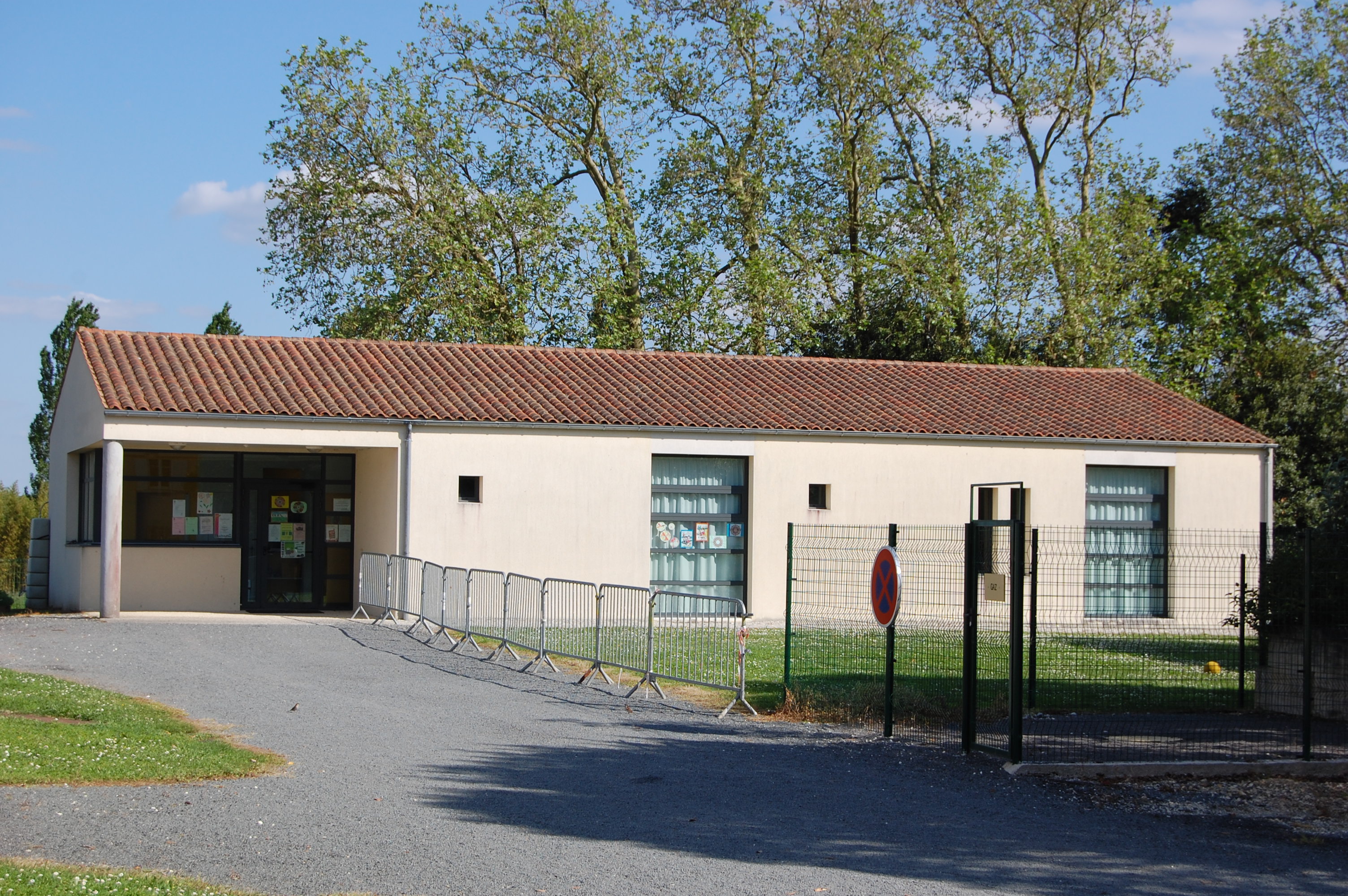 La garderie de l'école de Brizambourg